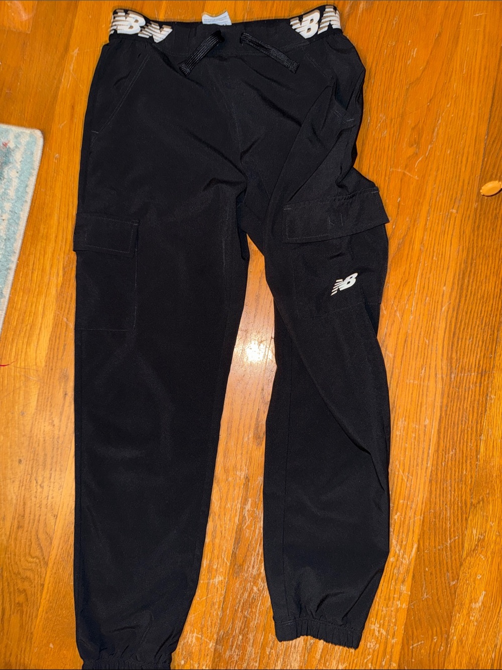 New Balance 4 pocket Cargo Joggers sweatpants windbreaker joggers